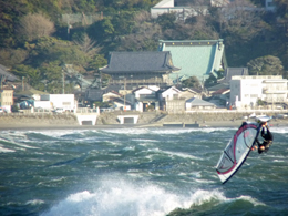 鎌倉をさかさまに見る