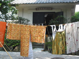 御霊神社の風入れ