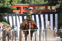 鎌倉流鏑馬